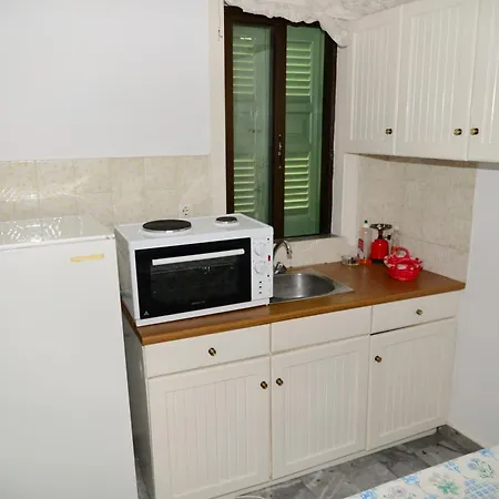 Guest house Armonia Tiros